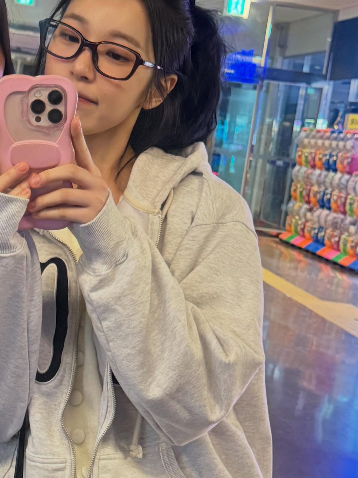 백지헌 일상룩. 인스타그램 @jiheonnibaek