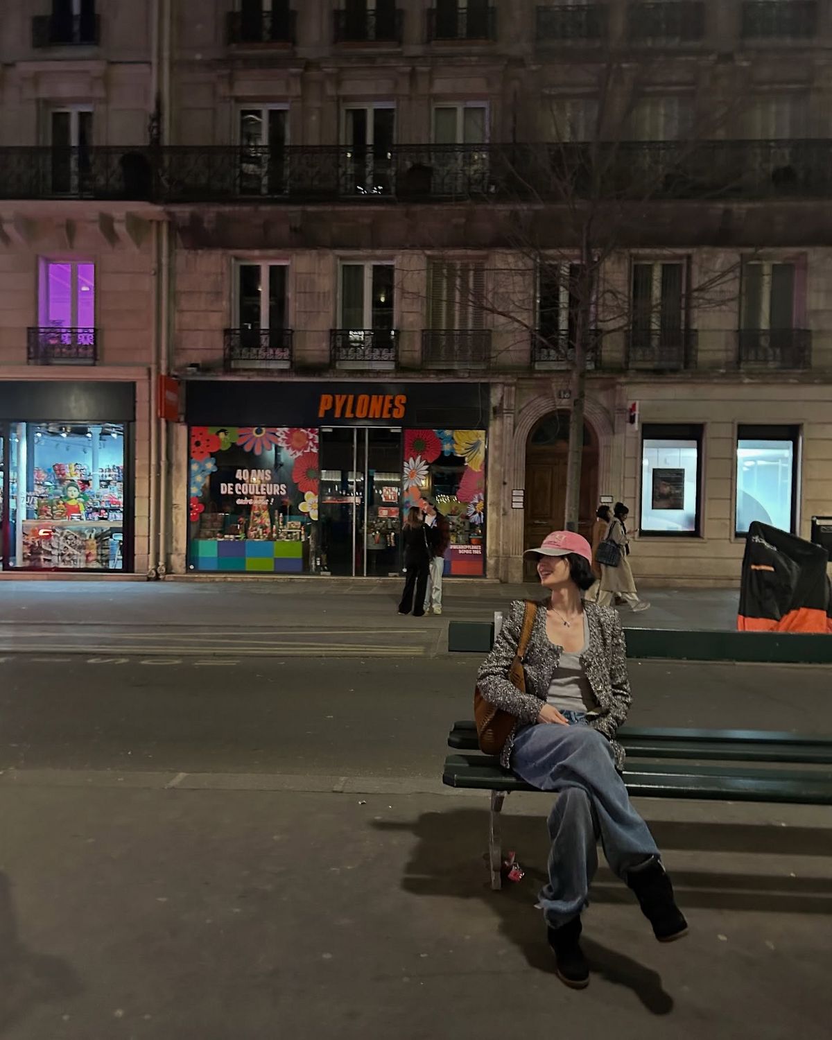 나나의 웨지 슈즈 스타일링. 인스타그램 @jin_a_nana