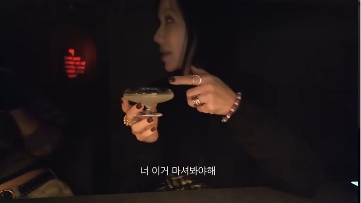 엄정화, 강민경의 됴코 핫플 바 | 유튜브 <Umaizing 엄정화TV>