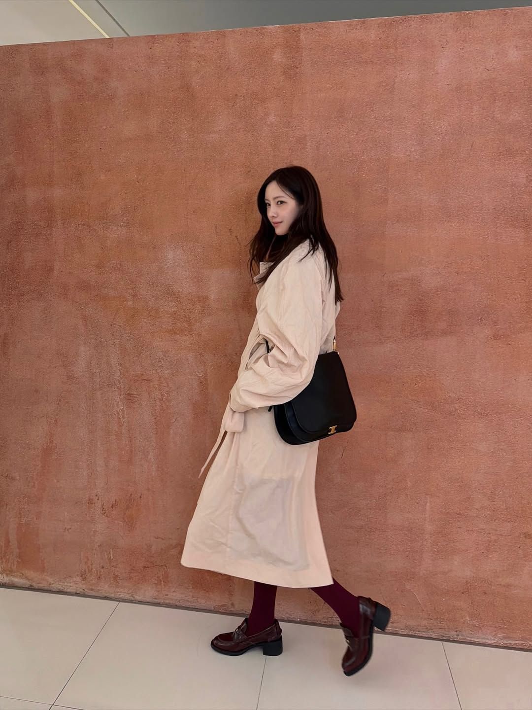 효민 트렌치코트 | 인스타그램 @hyominnn