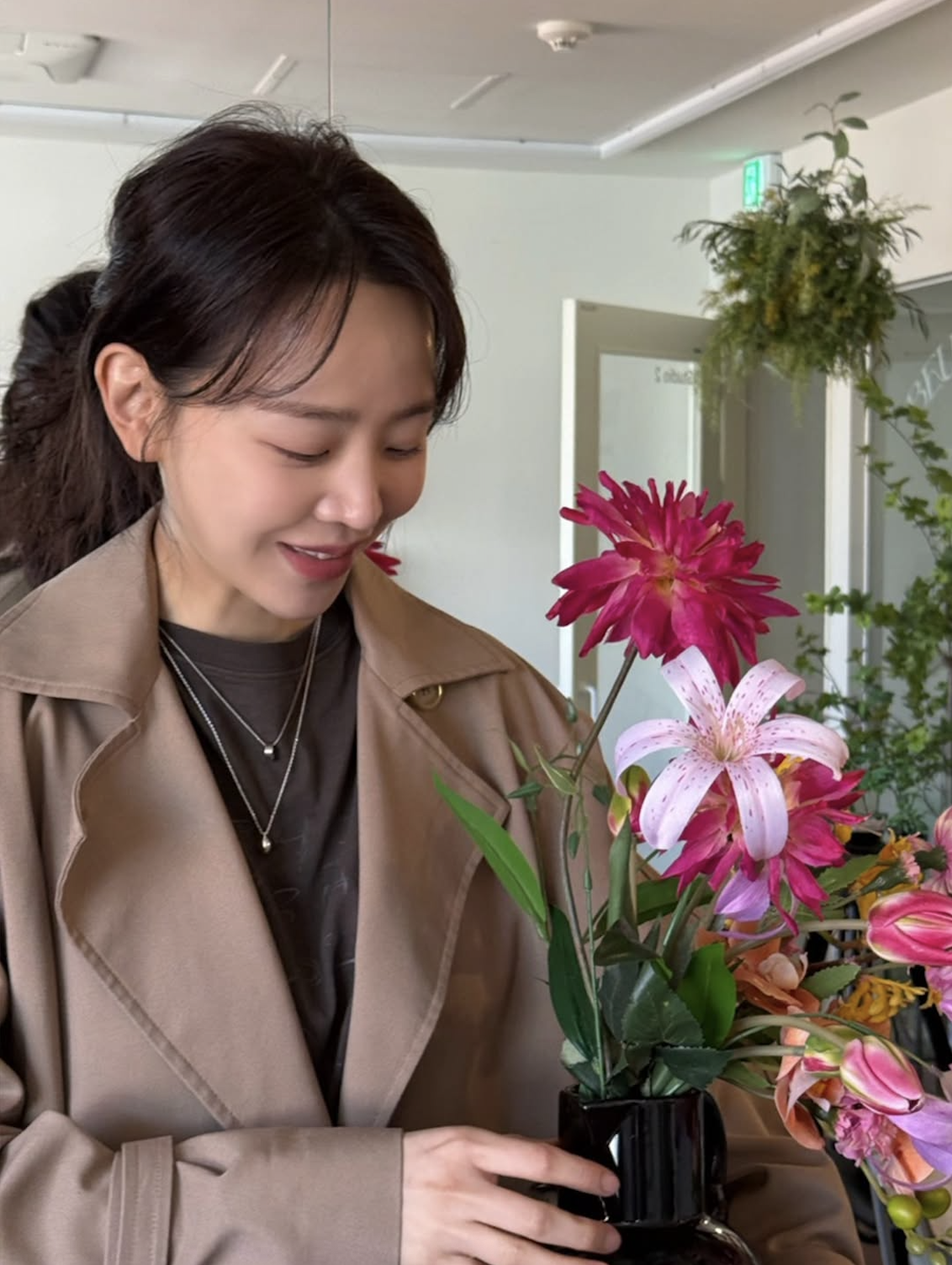 신혜선 트렌치코트 | 인스타그램 @shinhs831