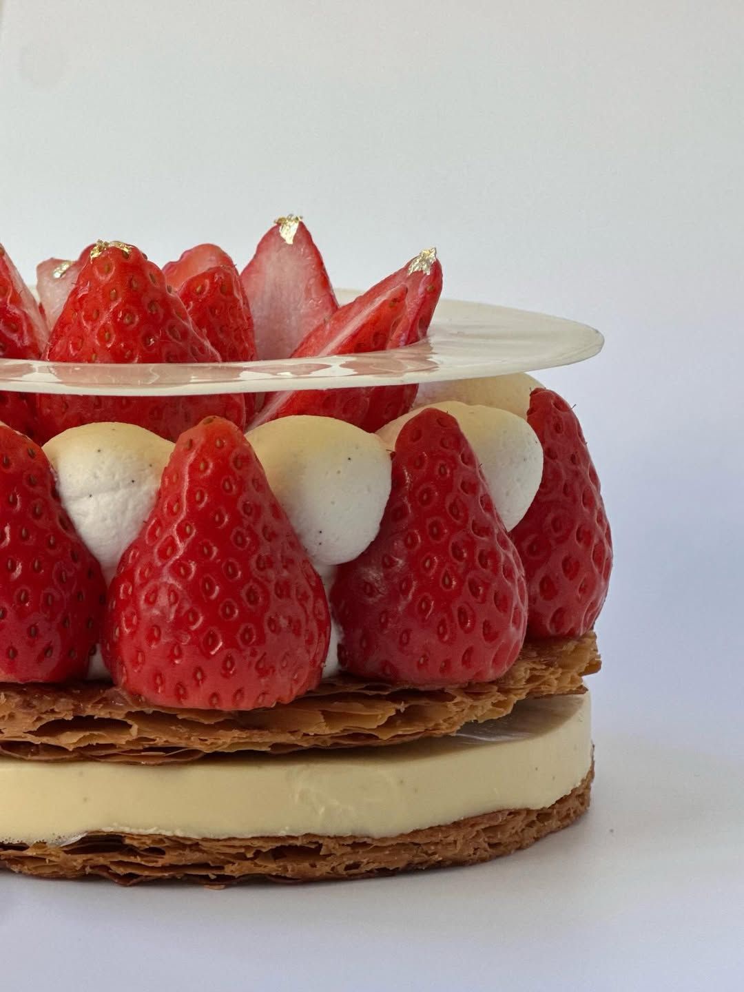 다양한 제철 재료를 프랑스식 디저트로 맛볼 수 있는 ‘구뜨몽떼’. 인스타그램 @goutmontee_seoul