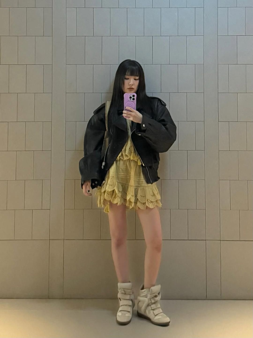 레드벨벳 슬기 패션 | 인스타그램 @hi_sseulgi