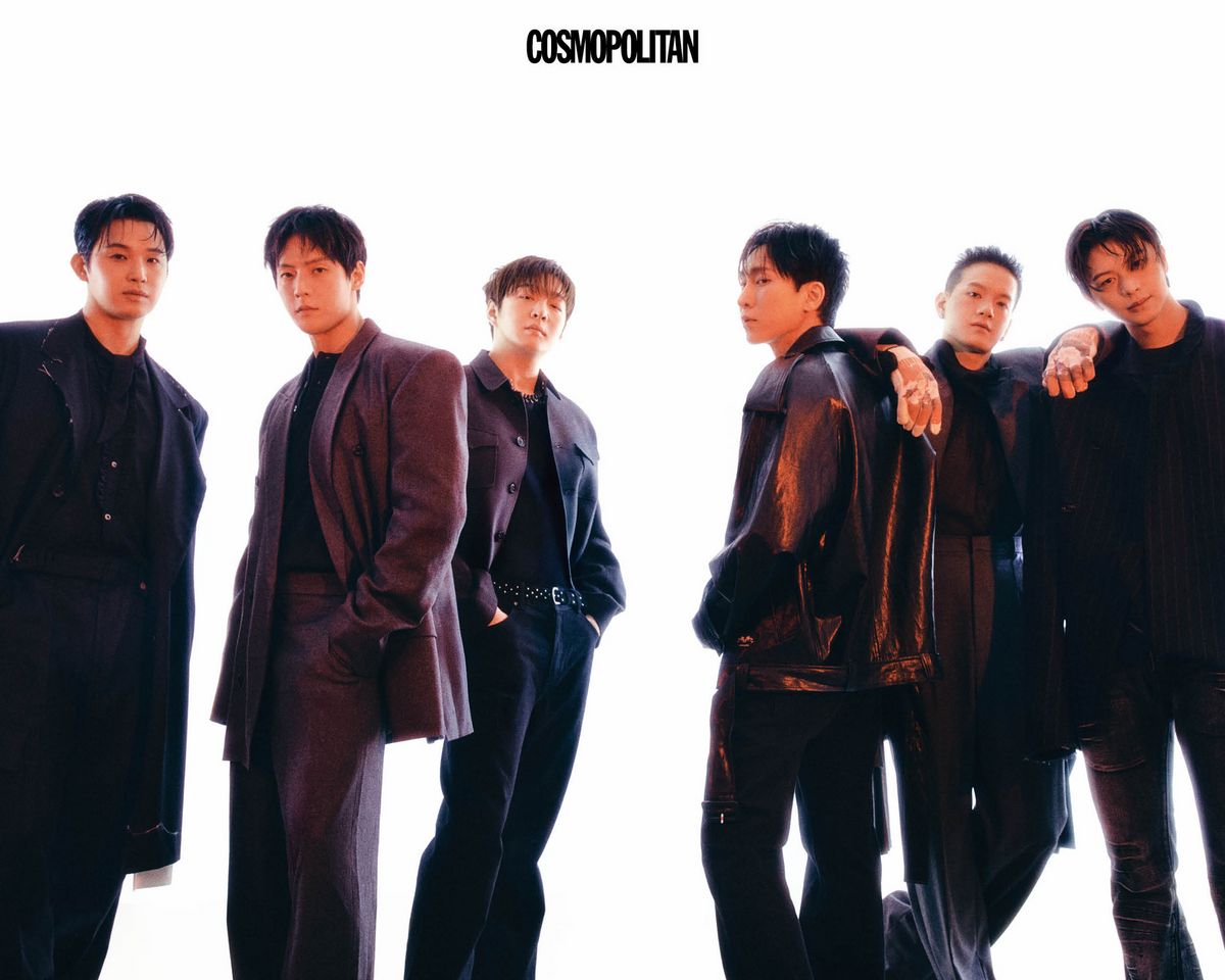 (왼쪽부터, 임현식)코트 Sulvam by Adekuver. 셔츠, 팬츠 스타일리스트 소장품. (이민혁)재킷, 팬츠 모두 Eenk. 이너 톱 스타일리스트 소장품. (이창섭)이너 톱 Neu_in. 재킷, 팬츠, 벨트 스타일리스트 소장품. (서은광)레더 재킷, 팬츠 스타일리스트 소장품. (프니엘)재킷, 블라우스, 팬츠 모두 Neu_in. 장갑 Seokwoon Yoon. 귀고리 스타일리스트 소장품. (육성재)재킷 Sankuanz by Adekuver. 이너 톱, 데님 팬츠 스타일리스트 소장품.