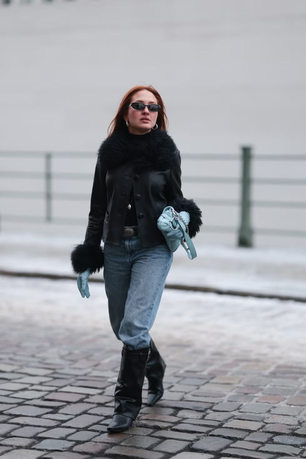 가죽 자켓과 청바지 스타일링 | Jeremy Moeller//Getty Images