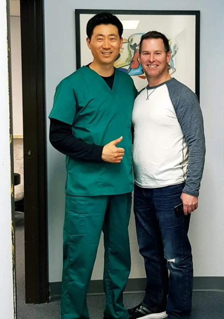 Dr. Kwang Lee Wellness Center 홈페이지