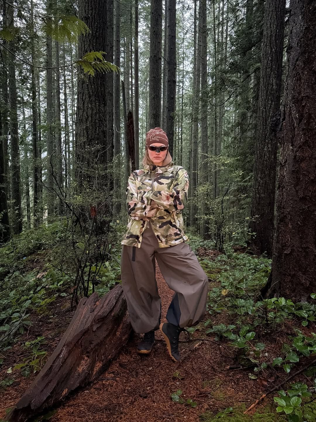 컬러 바람막이 | 인스타그램 @sabriinab___