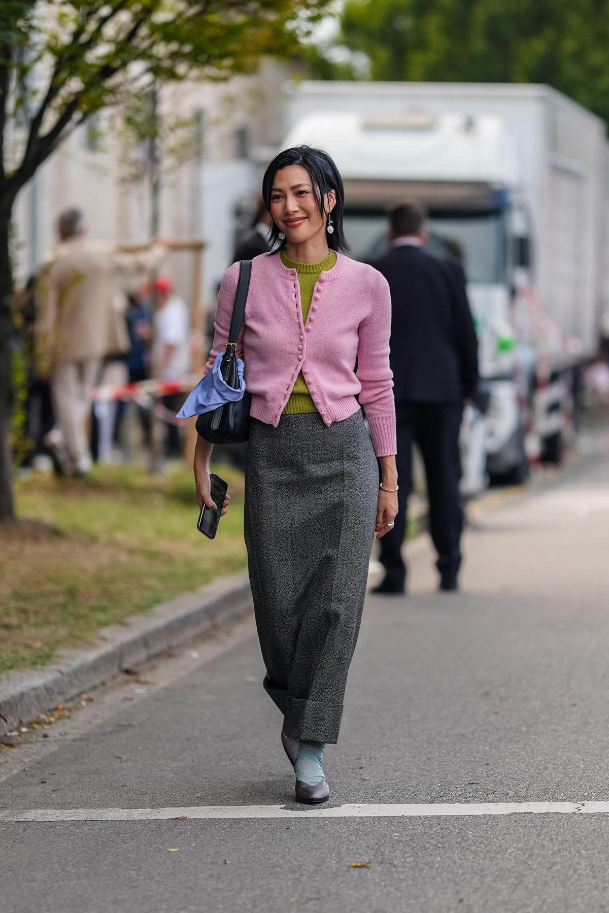 핑크 가디건 패션 | 출처 게티 이미지