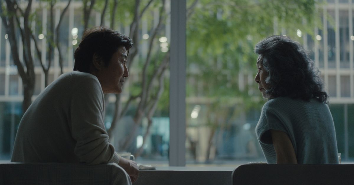 넷플릭스 <성난 사람들 2>송강호, 윤여정 | 인스타그램 @netflixkr