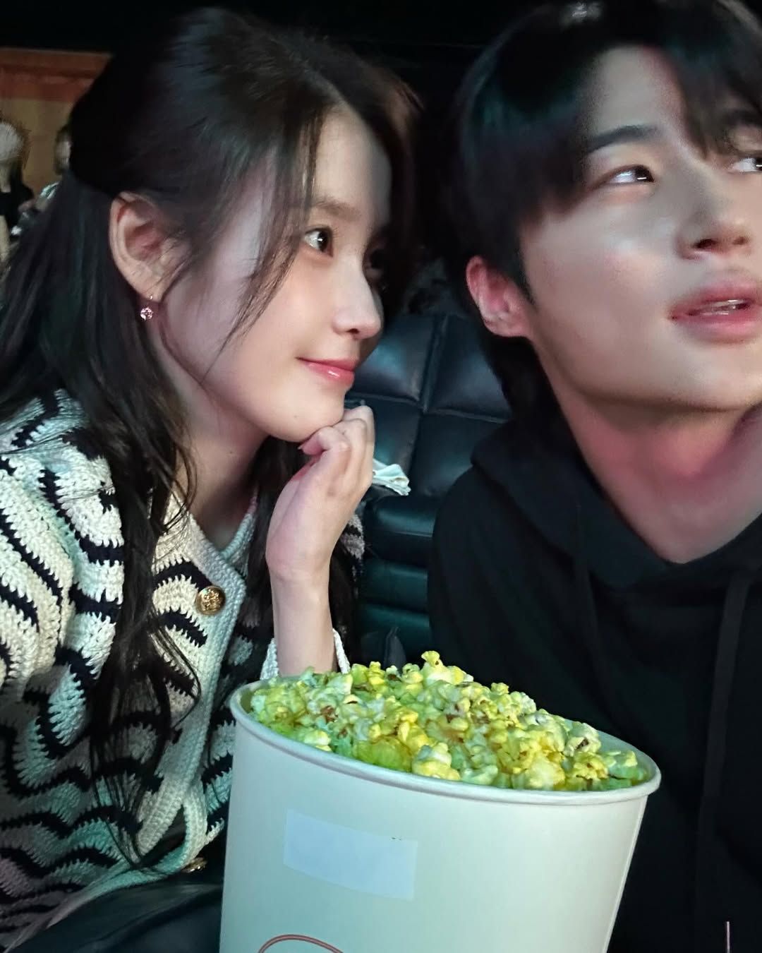 드라마 <21세기 대군부인> 아이유, 변우석 | 인스타그램 @dlwlrma