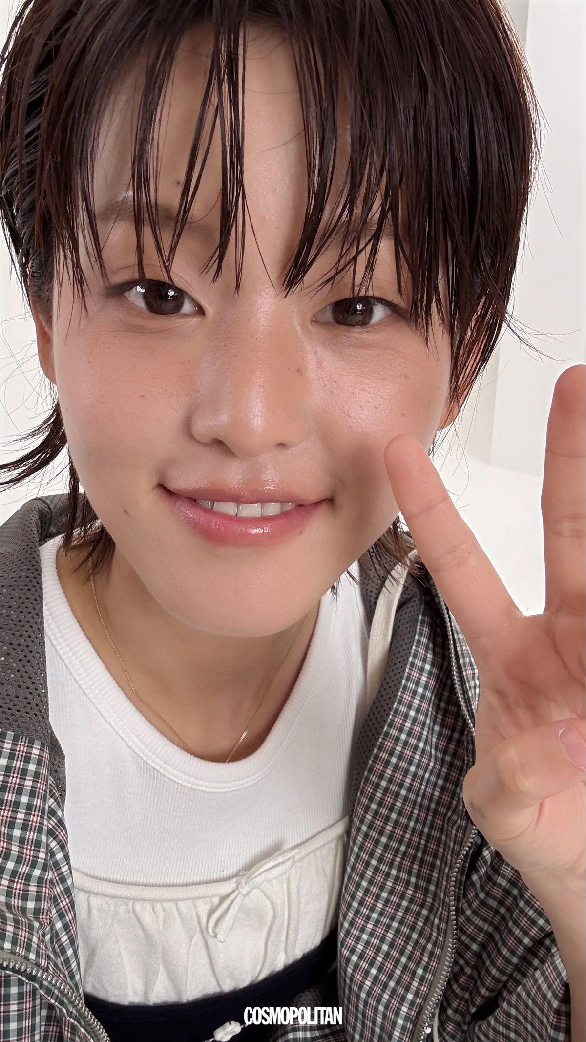 21세기 대군부인에 출연중인 팀 캐슬뷰티, 아이유 이연의 미공개 셀카. 사진 아이유, 이연.