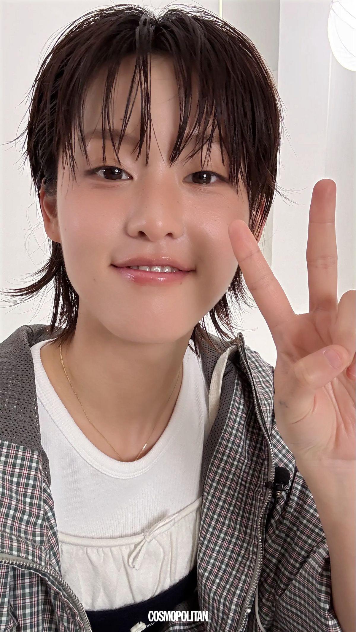 21세기 대군부인에 출연중인 팀 캐슬뷰티, 아이유 이연의 미공개 셀카. 사진 아이유, 이연.