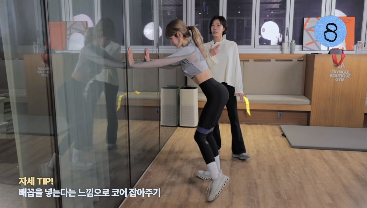 유튜브 <IMOS 전소미>