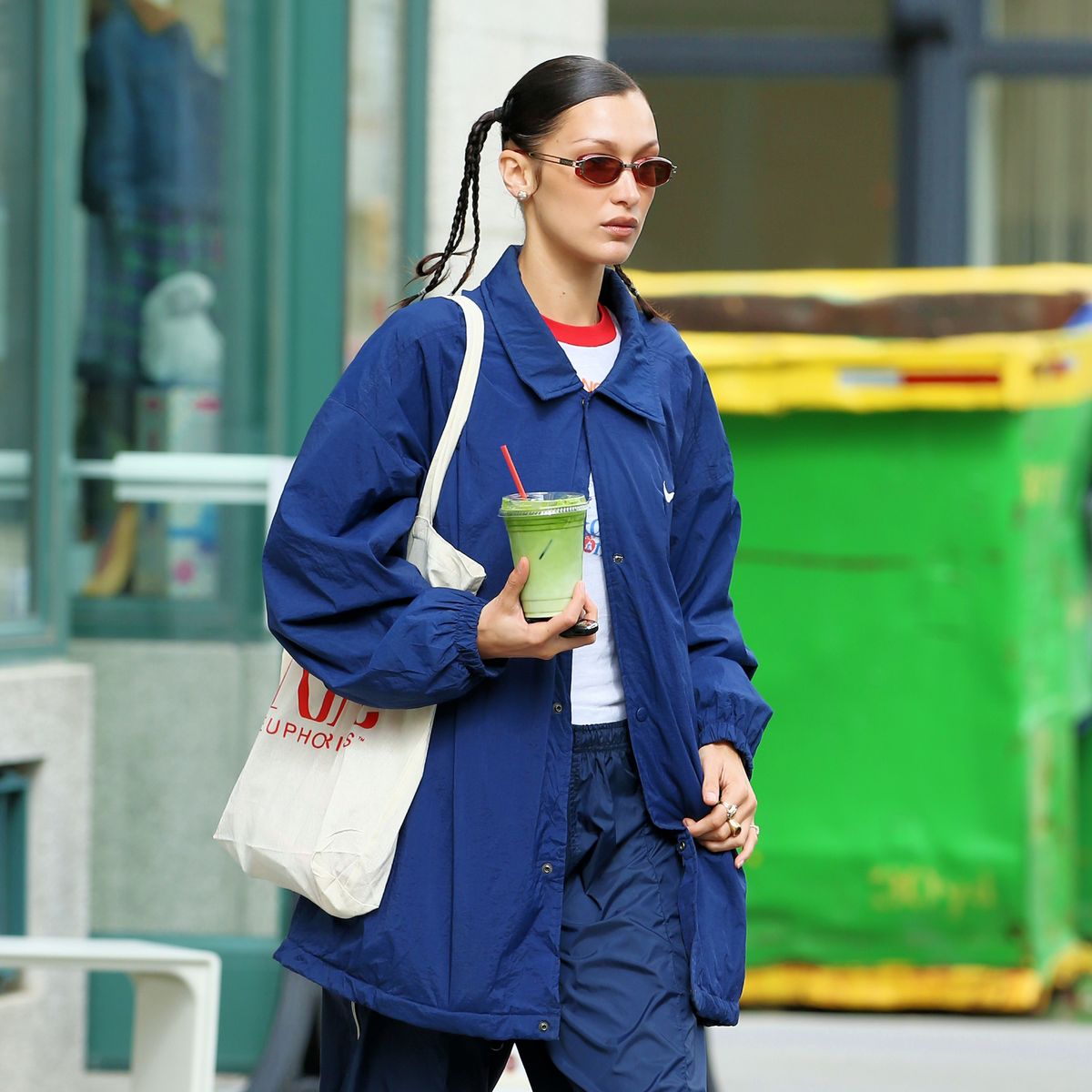 아이허브 4월 할인코드 추천템 | 셔터 스톡