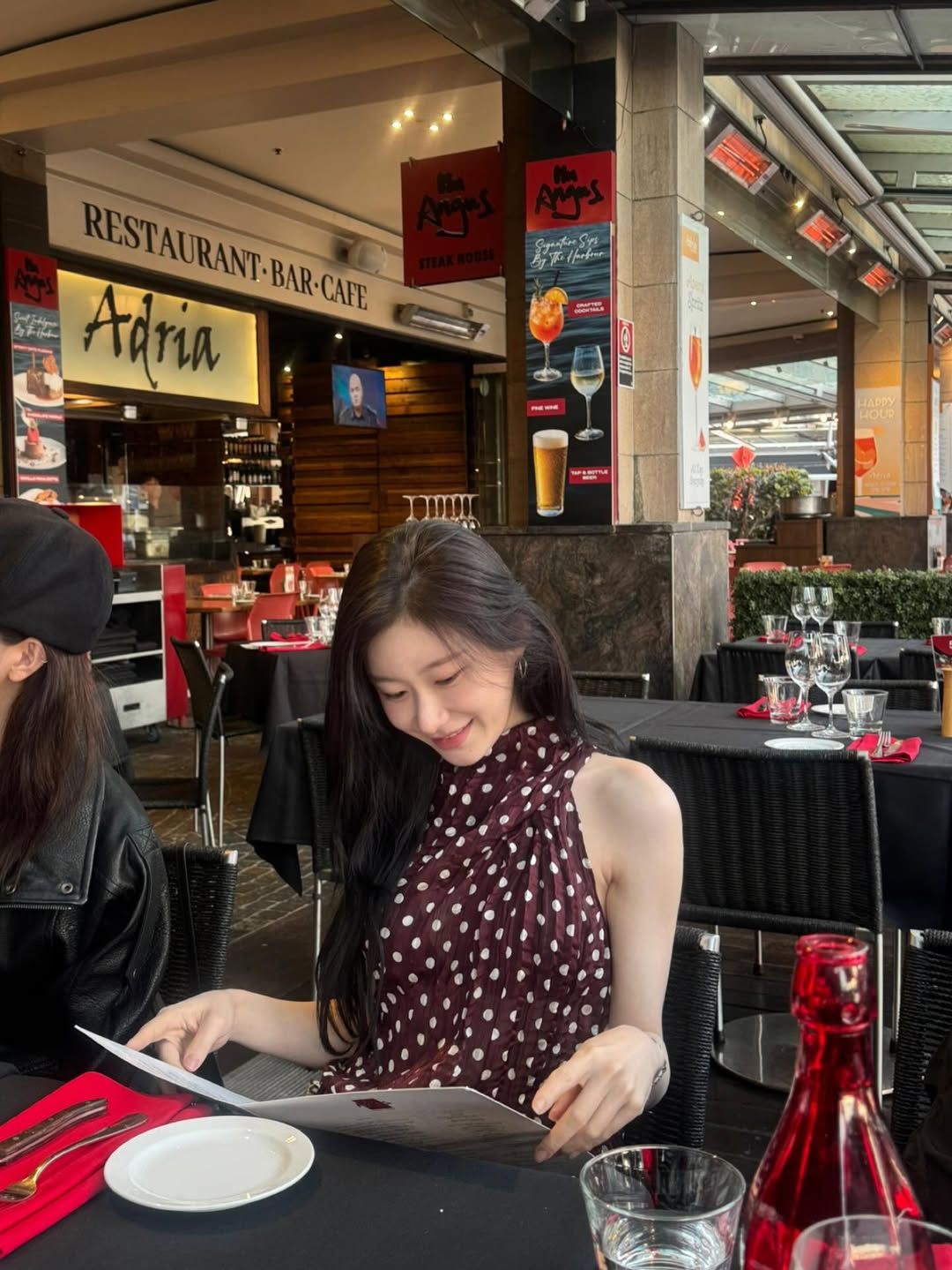 채령 여행지 패션 | 인스타그램 @chaerrry0