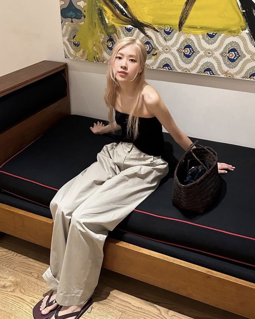인스타그램 @roses_are_rosie 