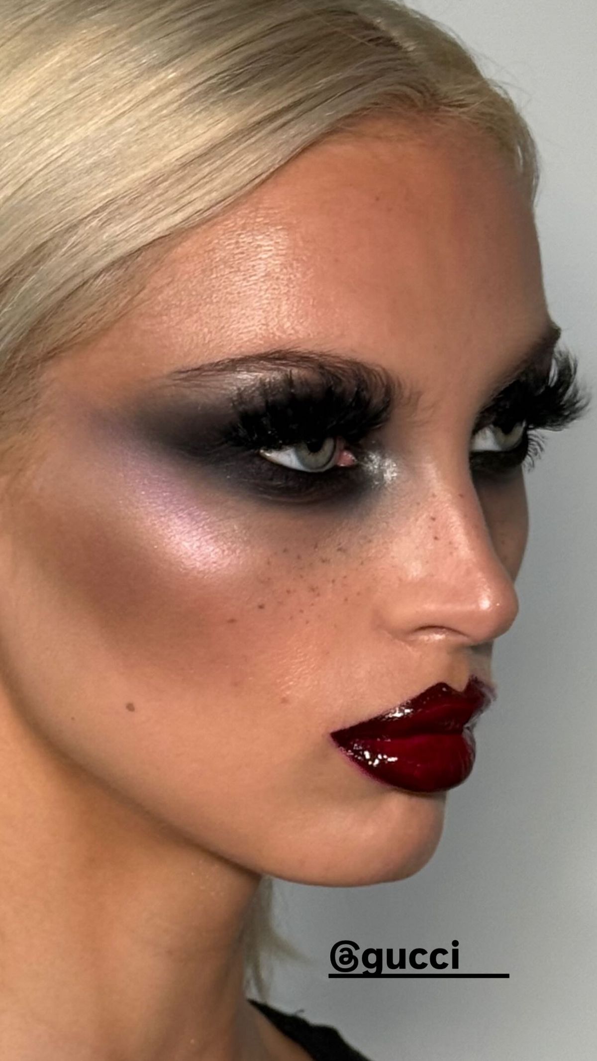인스타그램 @samvissermakeup