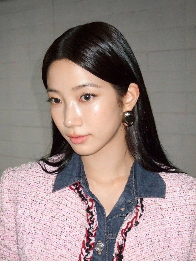 샤넬 메이크업 ㅣ 인스타그램 @zuhazana