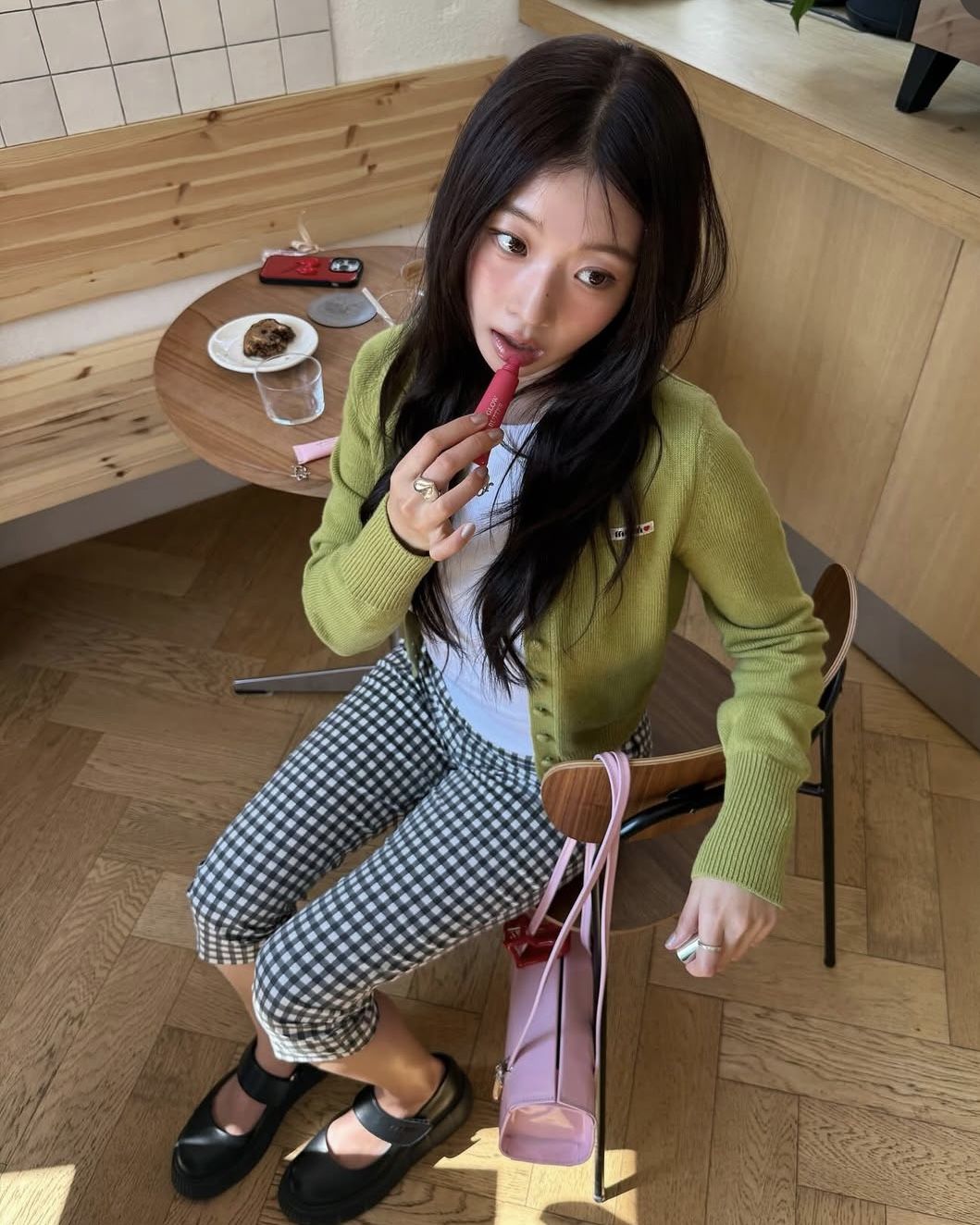 인스타그램 @howaremee 