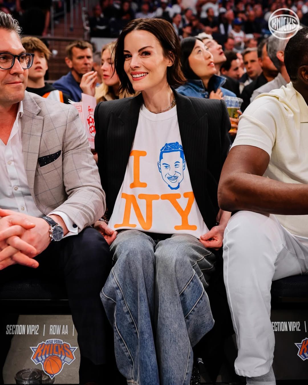 제이미 알렉산더 NBA 직관 패션 | 인스타그램 @nyknicks
