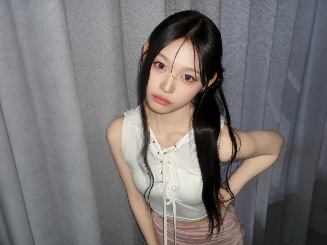 여름에 따라 입기 좋은 리센느 데일리룩. 사진 리센느 SNS.
