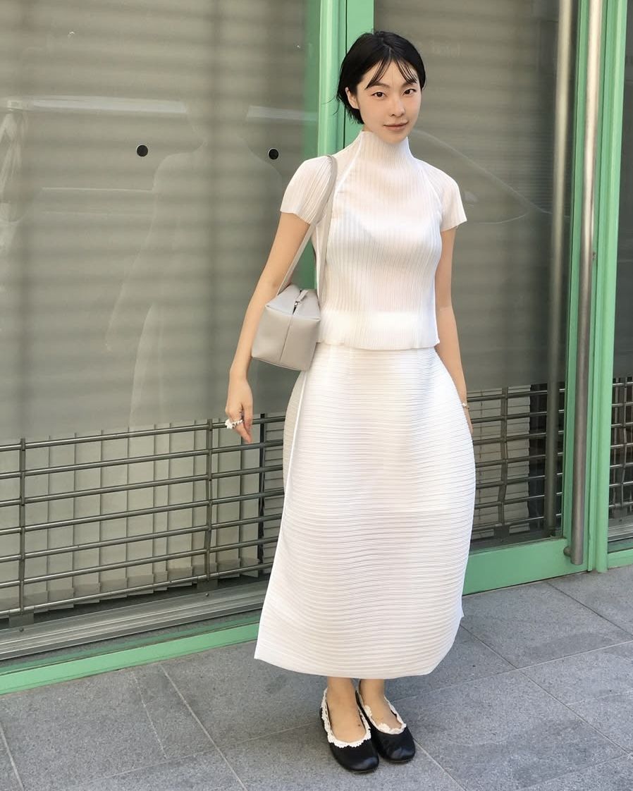 플랫슈즈 스타일링 | 인스타그램 @noa.kkk