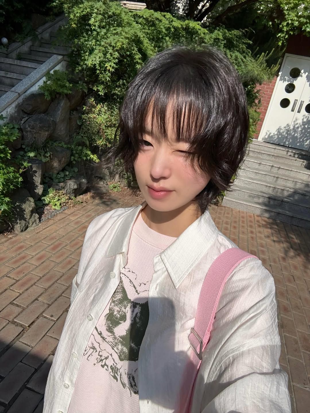 답답해 보이지 않게 앞머리 숱을 가볍게 덜어낸 박환희 ㅣ 인스타그램 @phh1013