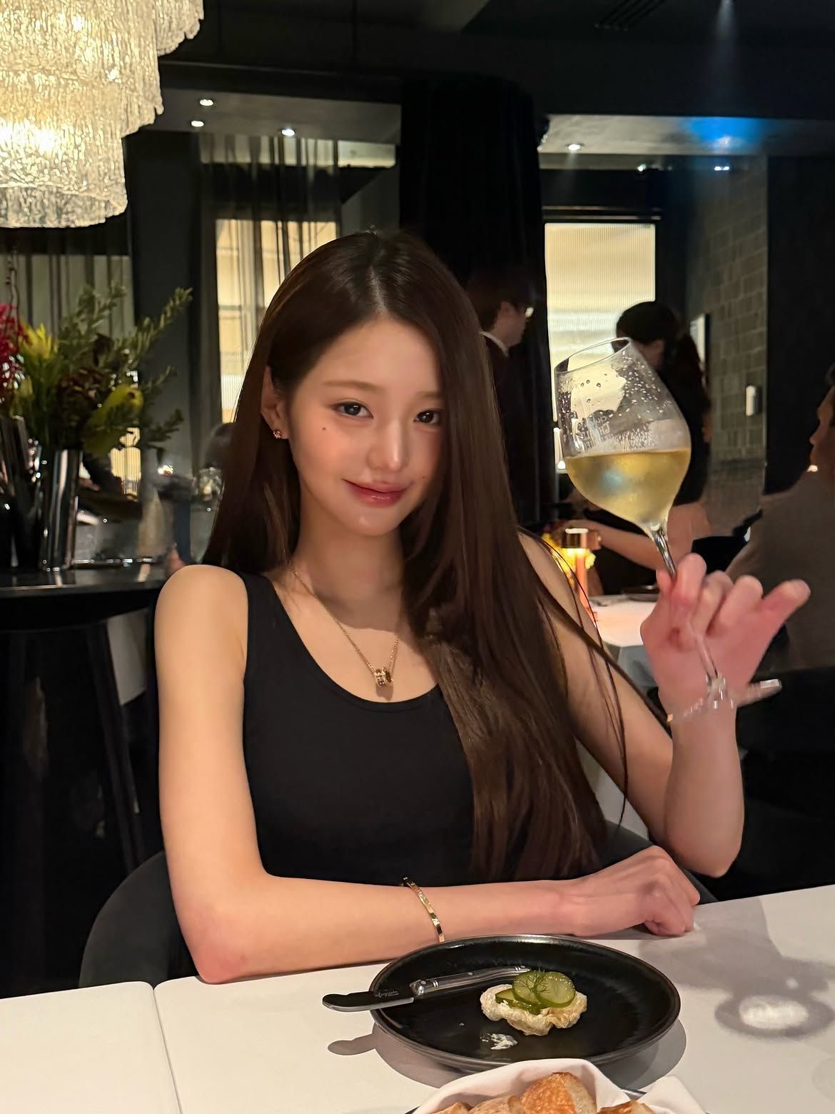 아이브 장원영 여름 주얼리 패션 | 인스타그램 @for_everyoung10