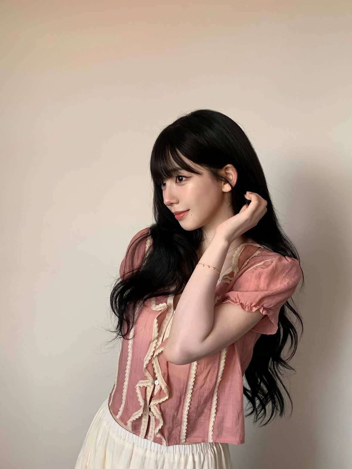 에스파 카리나 슬립코어 파자마 룩 | 인스타그램 @katarinabluu