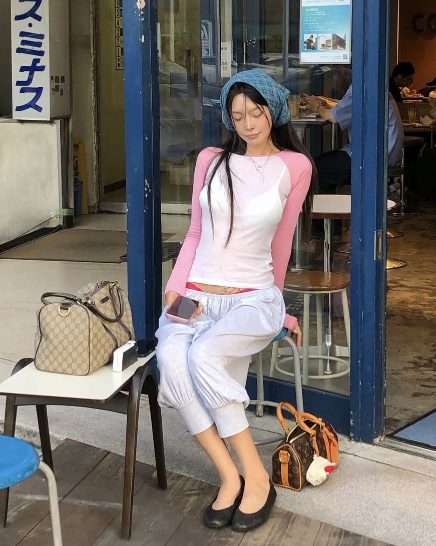 요가코어 패션 | 인스타그램 @bemyoung 