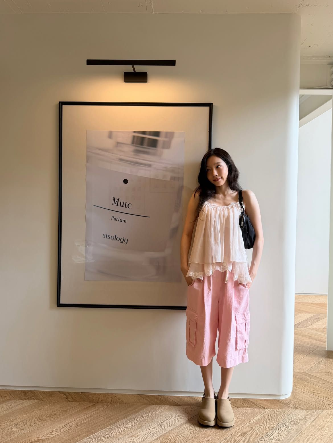 태연 여름 배기 버뮤다 팬츠 코디 | 인스타그램 @taeyeon_ss