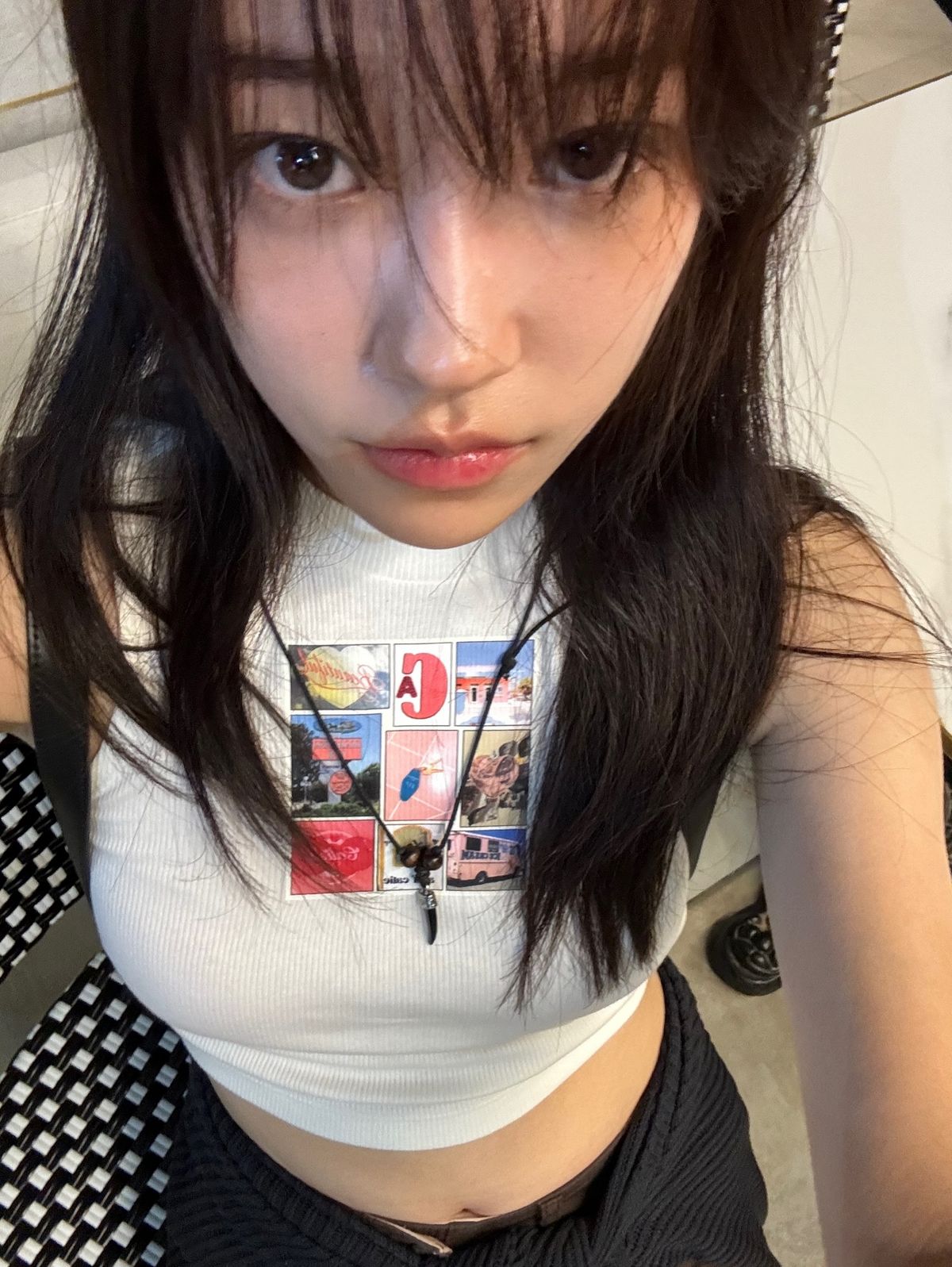 노윤서 여름 민소매 패션 | 인스타그램 @rohyoonseo