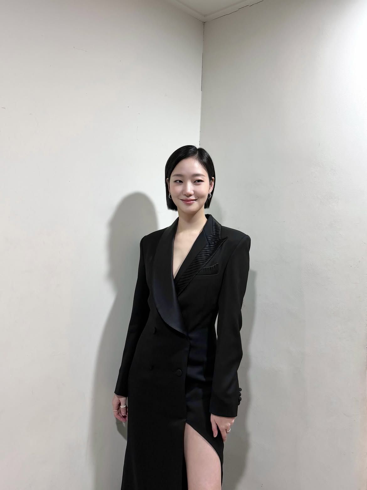턱선 라인에 맞춰 반듯하게 자른 김고은ㅣ인스타그램 @ggonekim