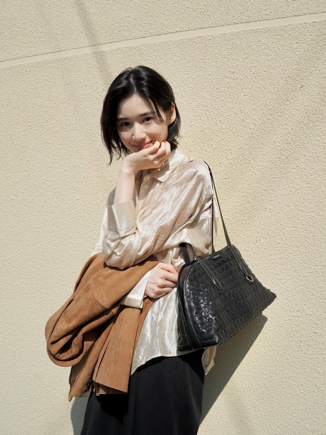 드라마 <재벌X형사2> 정은채 데일리 패션 | 인스타그램 @jungeunchae_