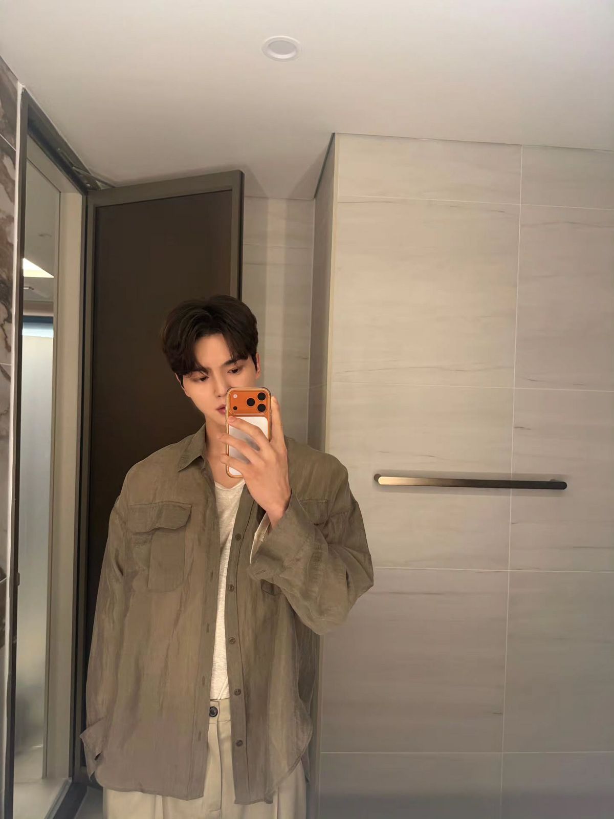 송강 데일리 패션 | 인스타그램 @songkang_b