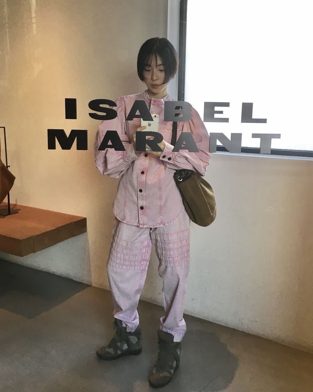 @noa.kkk 