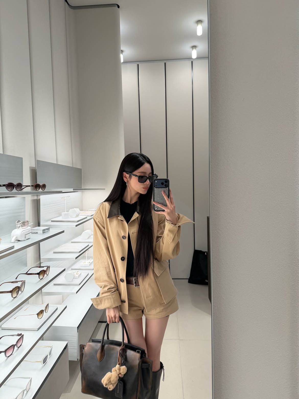 미야오 안나 워크재킷 패션 | 인스타그램 @meovv 
