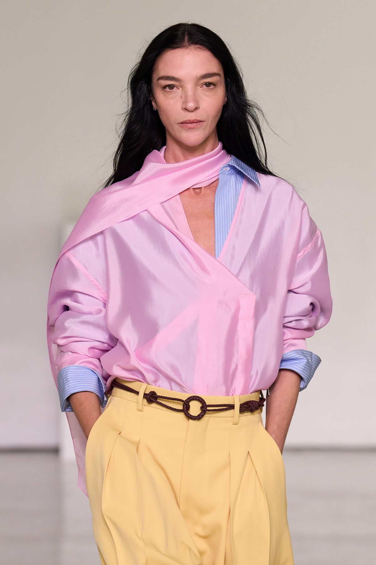 Bottega Veneta S27 | 사진 LAUNCHMETRICS SPOTLIGHT