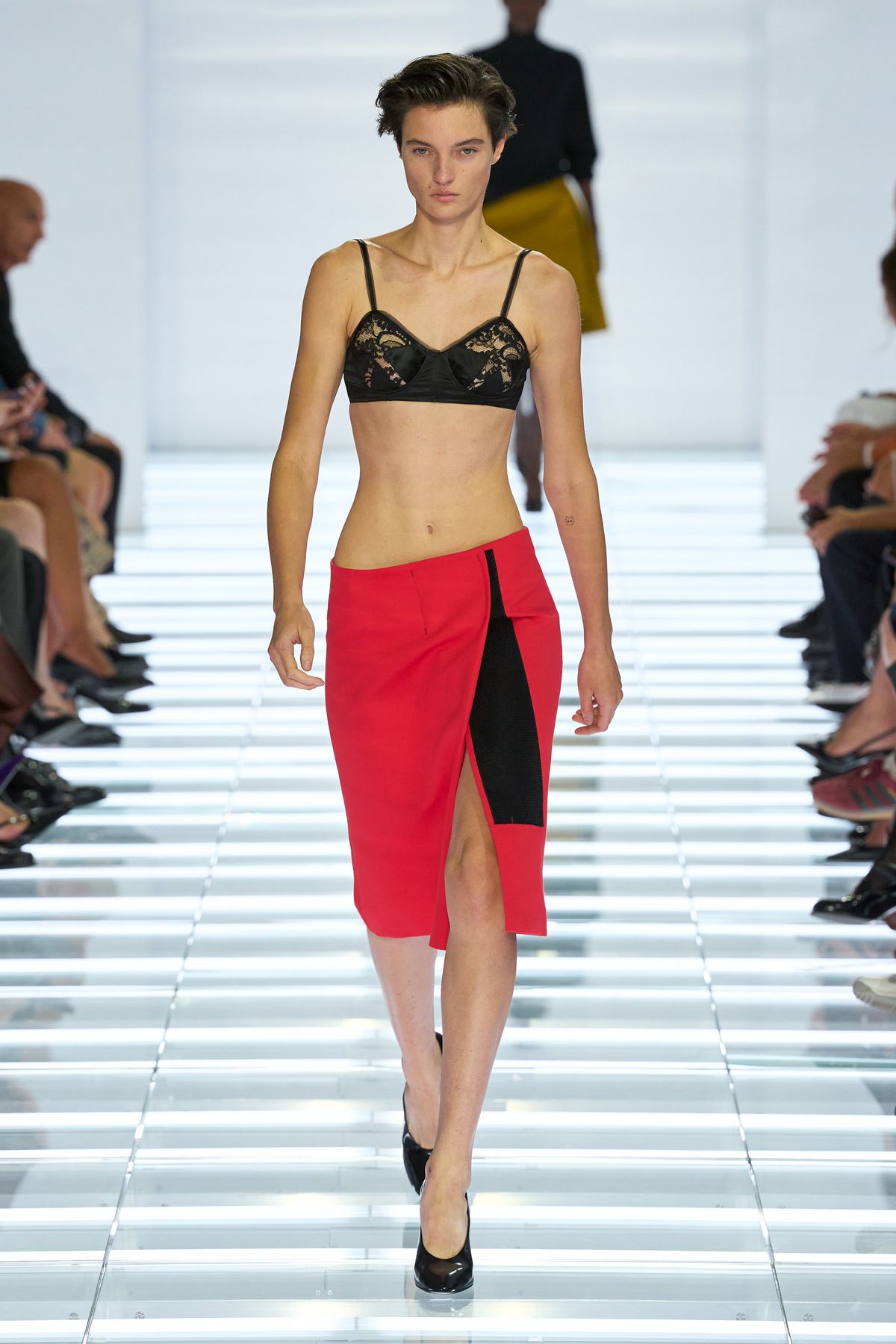 Prada S27 | 사진 LAUNCHMETRICS SPOTLIGHT