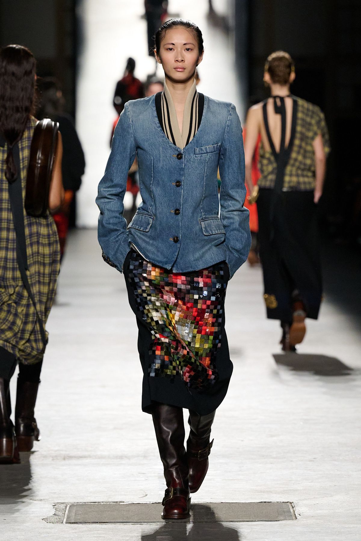 Dries Van Noten Fall/Winter 2026 | 출처 Launchmetrics