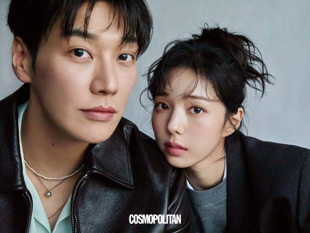 (김영광)레더 재킷 Loewe. 셔츠 el conductorH. 트위스트 체인 목걸이 Verte. 볼 목걸이 The Part Of. (채수빈)재킷, 니트 톱, 셔츠 모두 Ami.