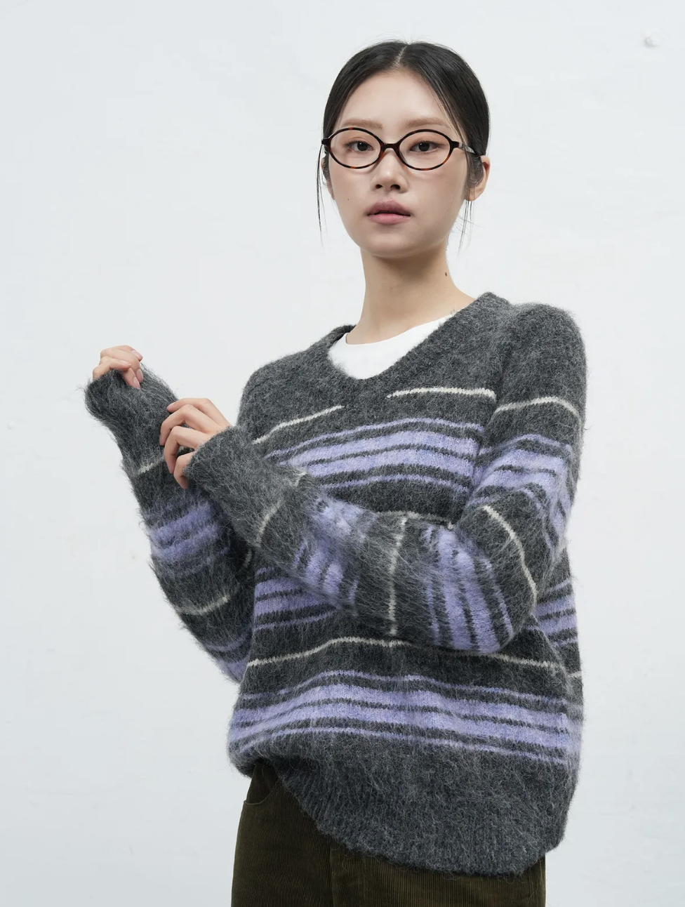 헤어리 스트라이프 루즈핏 풀오버 차콜 3만원대