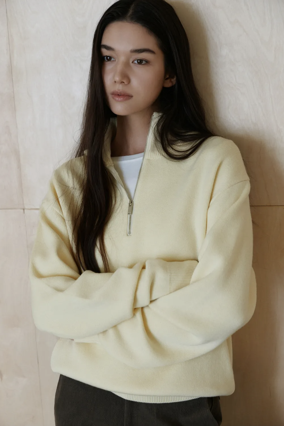 하프집 풀오버 연노랑