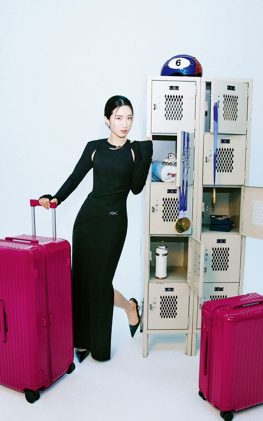 김길리, 박은영, 박천휴의 강렬한 컬러 캐리어로 만든 새로운 여행 스타일은?