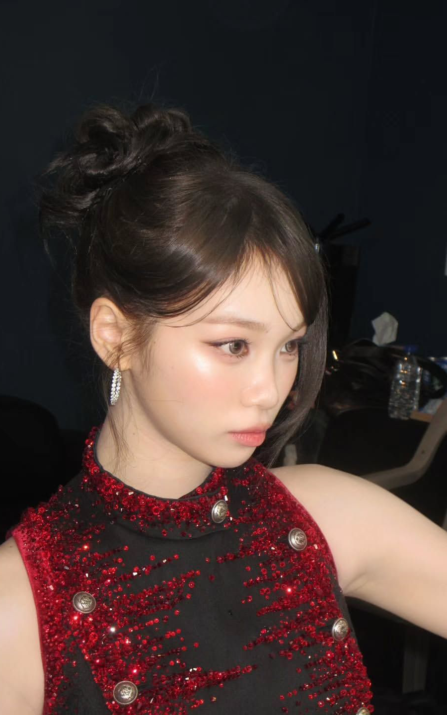 폭염 경보에도 시원한 업두 헤어, 셀럽들은 이렇게 묶어요