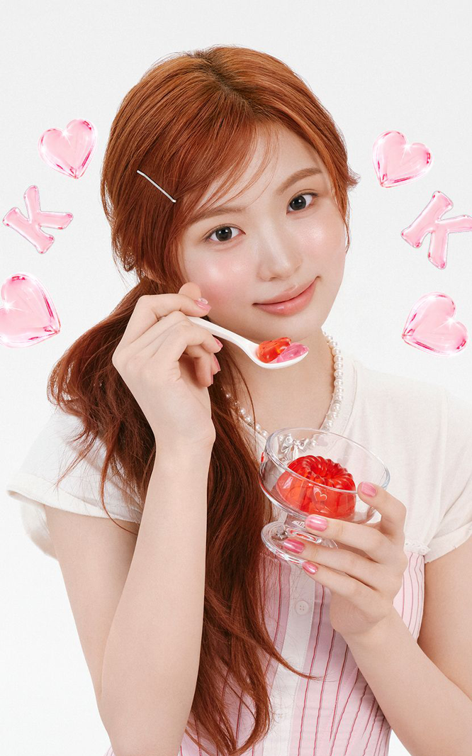 키키(KiiiKiii) 지유와 키야, 코스모폴리탄과 첫 디지털 커버