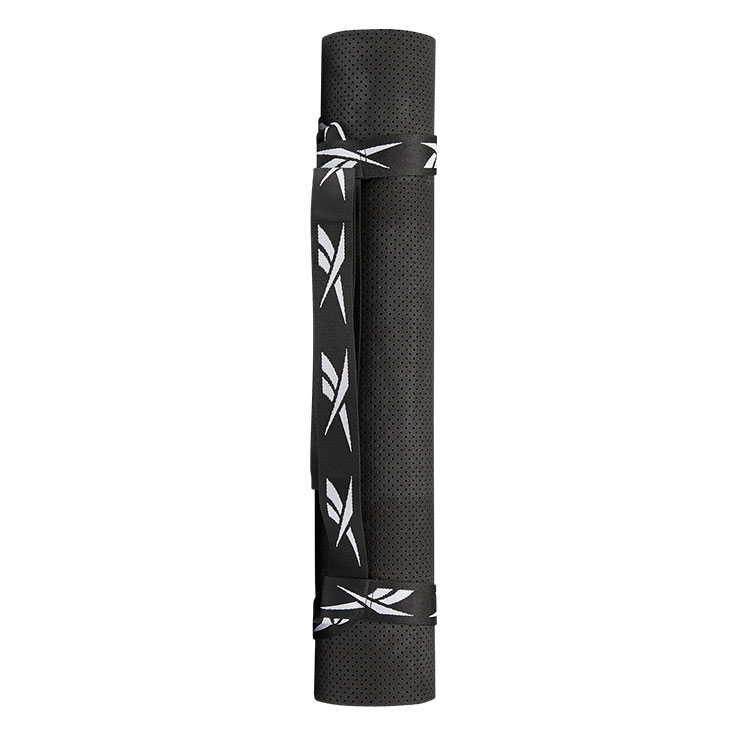 요가 매트 4만5천원 리복.