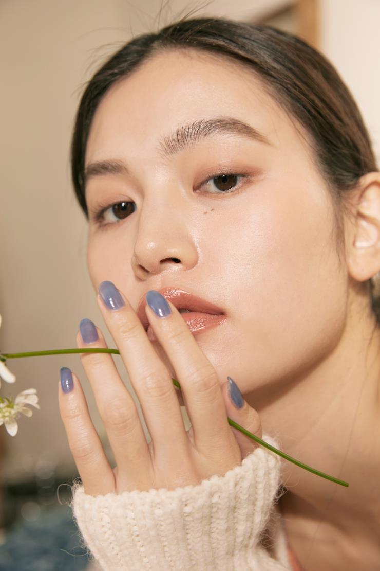 힌스 글로우 업 네일 컬러 #워크 온 에어