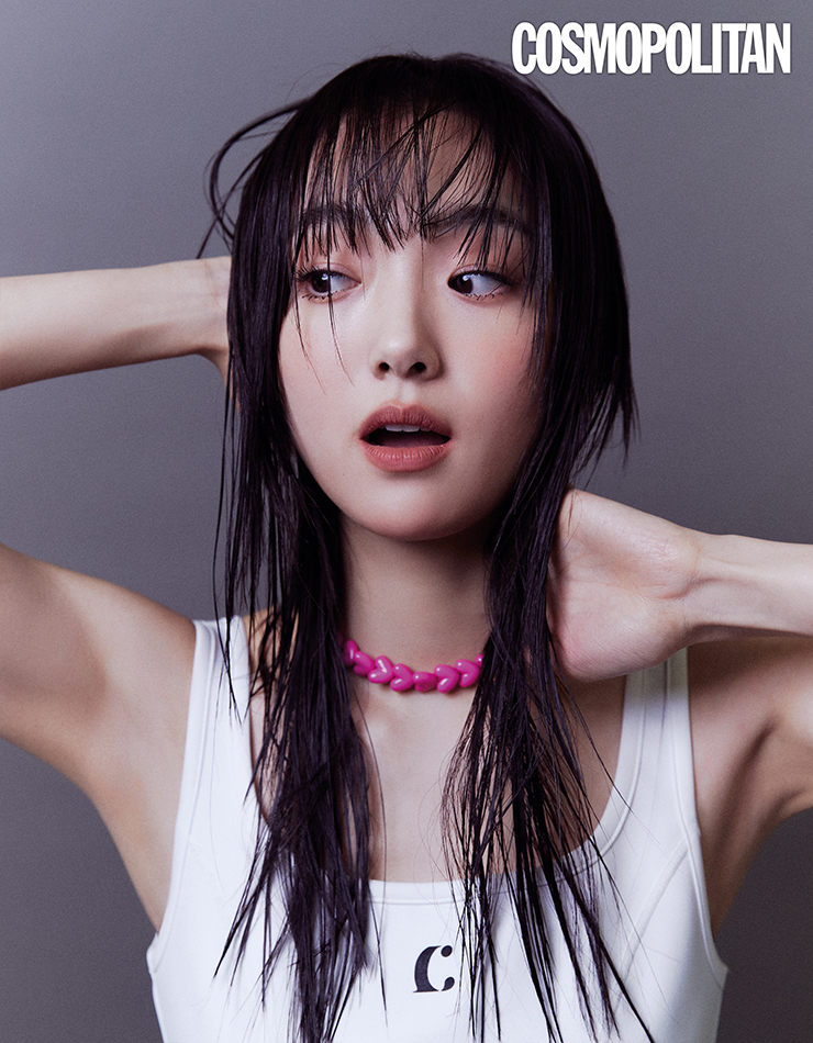 드레스 가격미정 리메크. 목걸이 스타일리스트 소장품.