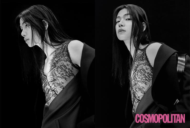 재킷, 하네스 모두 가격미정 알렉산더 맥퀸. 레이스 드레스 21만5천원 동령.